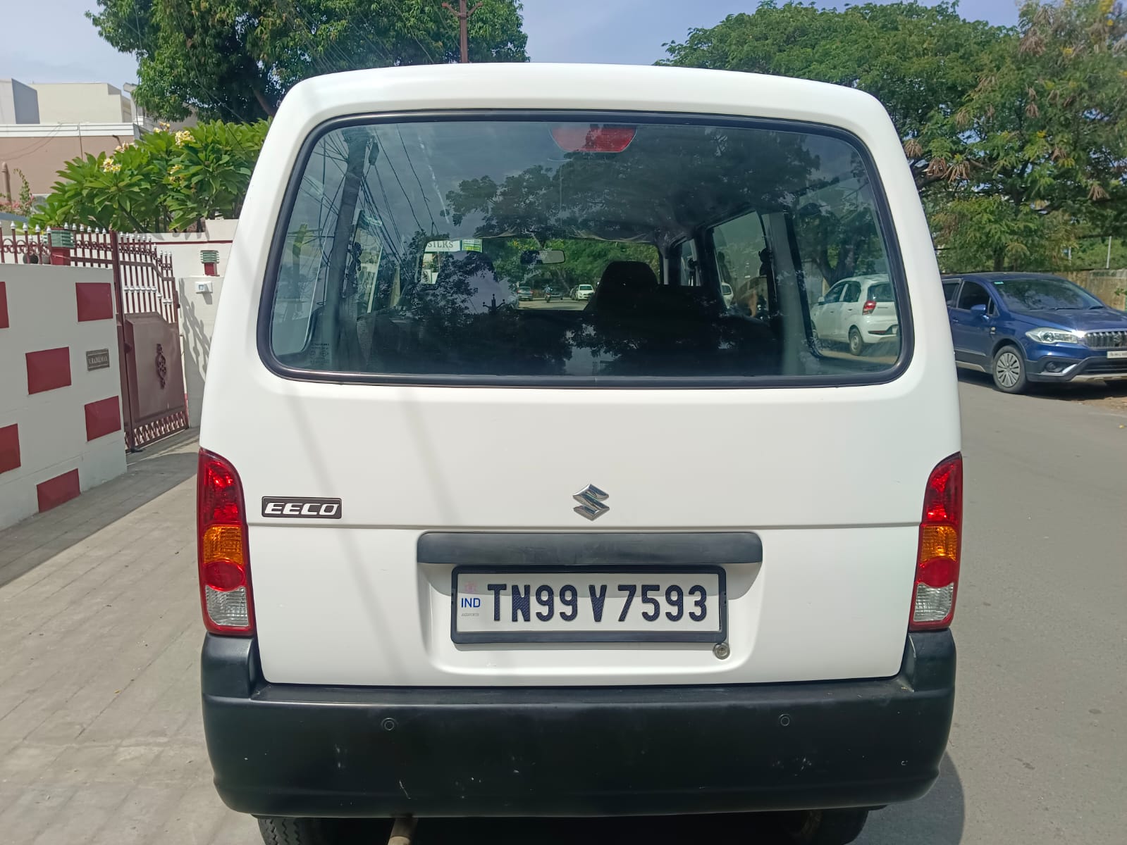 Maruti Suzuki Eeco - Image 8